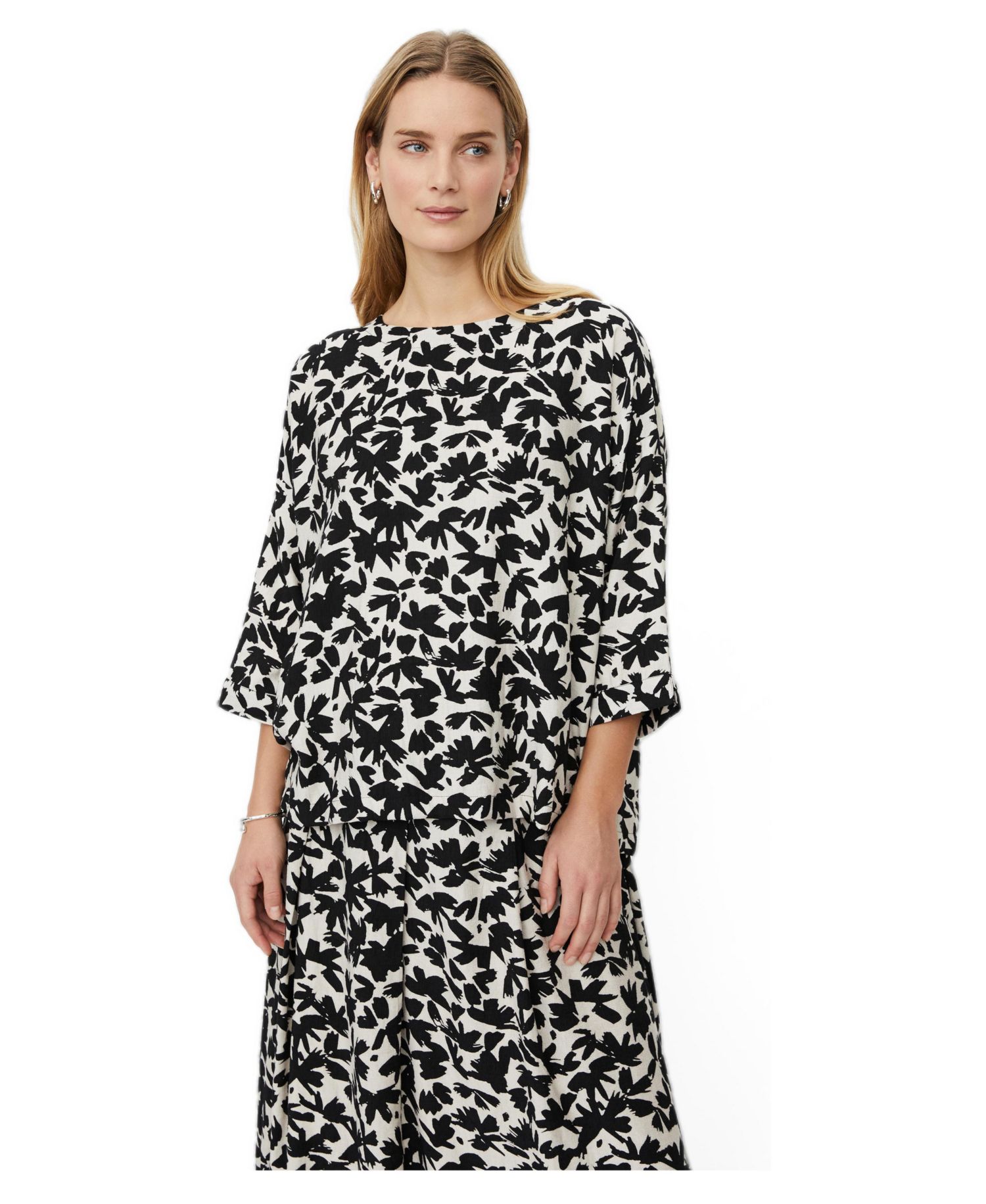 Women's MaBecca Boat Neck Top