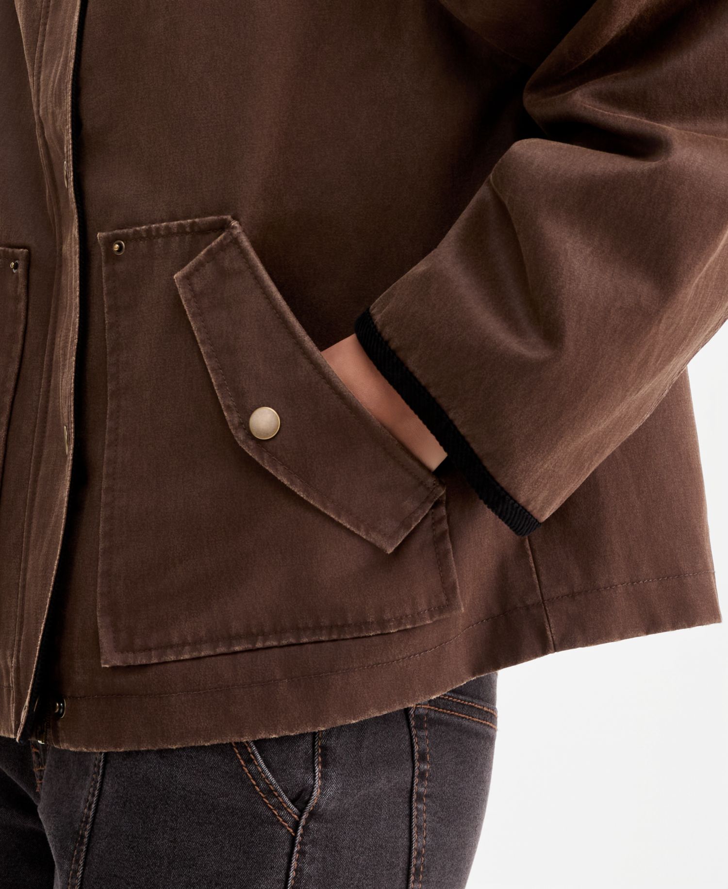Women's Corduroy-Collar Short Wax Barn Jacket