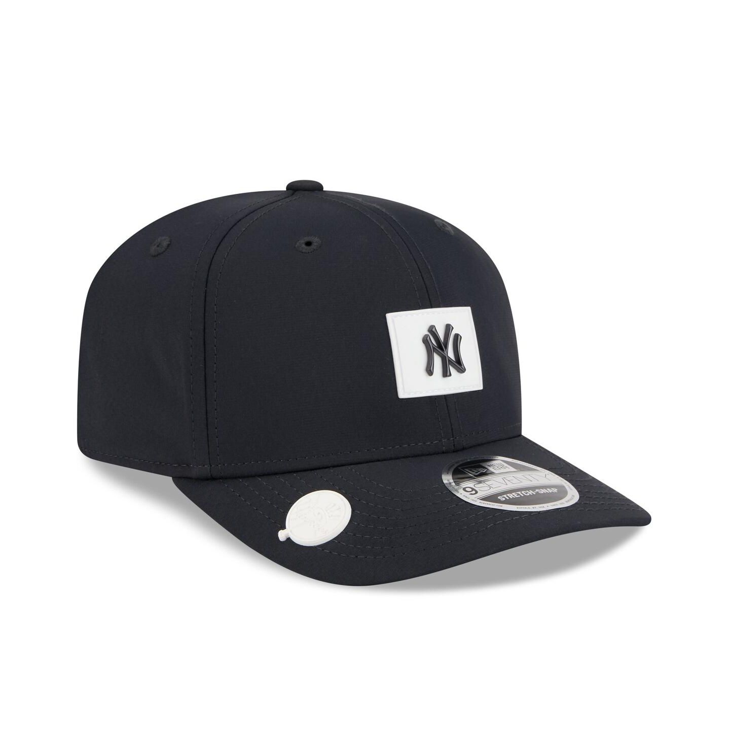 Мужская кепка New Era Navy New York Yankees 2026 Clubhouse 9SEVENTY Adjustable Hat — фото 3