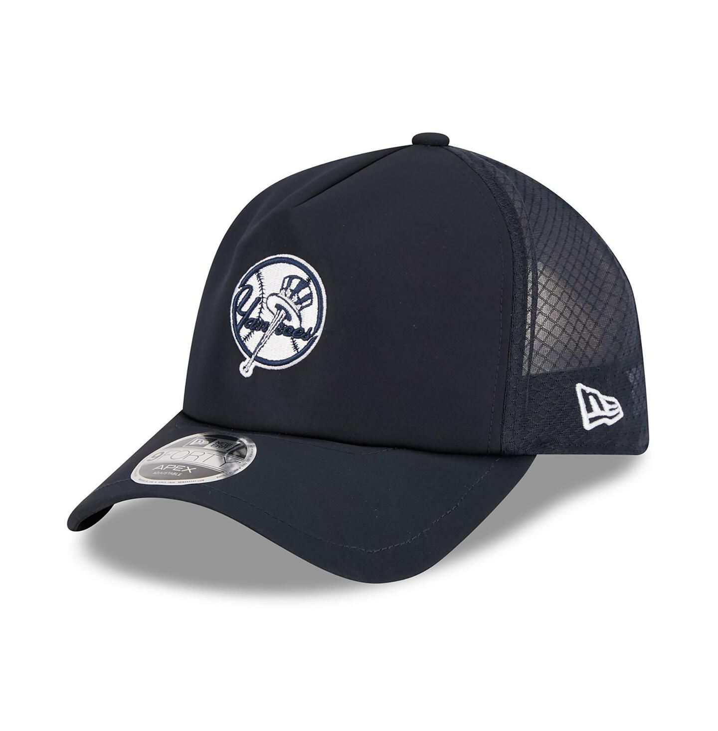 Мужская кепка New Era Navy New York Yankees 2026 Batting Practice Alternate Apex 9FORTY Adjustable Hat — фото 1