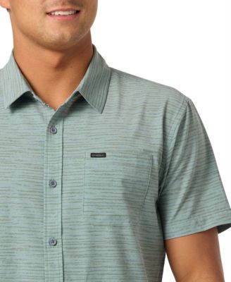 Men's Short-Sleeve Button-Up Shirt