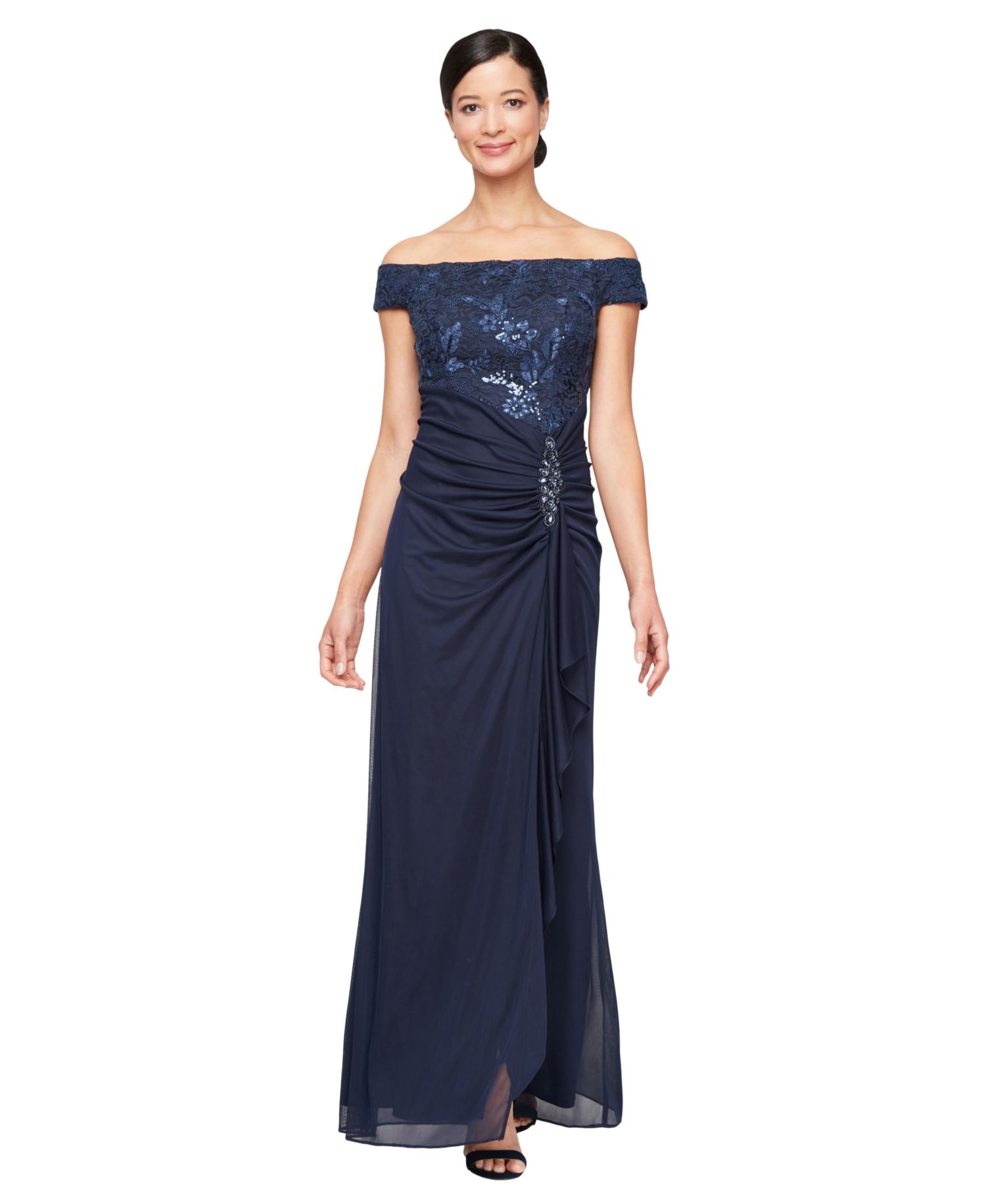 Petite Embroidered Lace Ruched Gown