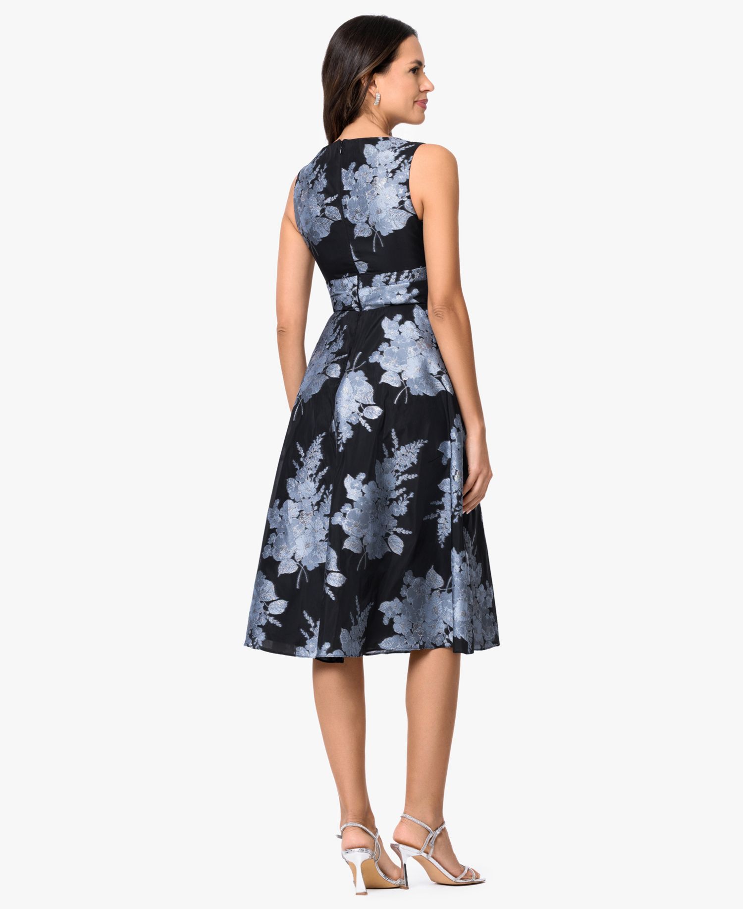 Petite Sleeveless V-Neck Midi Dress