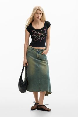 Women's Fitted flower t-shirt