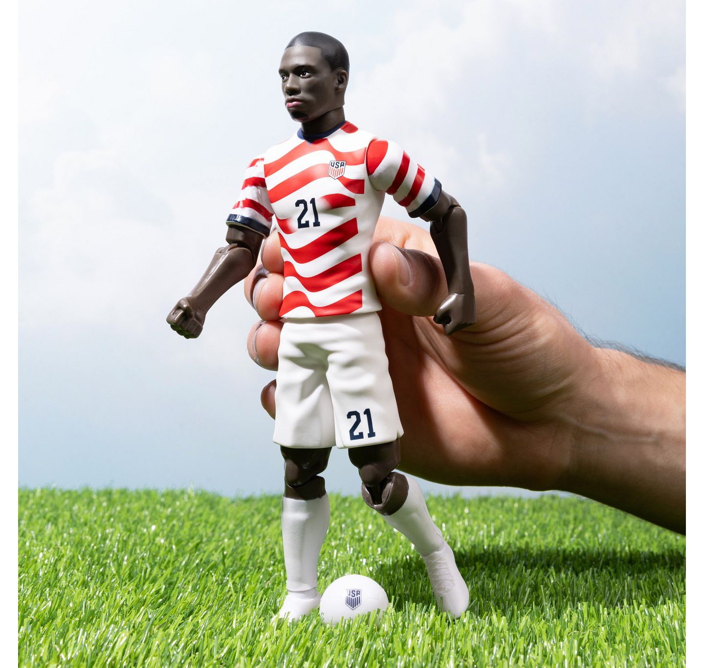 Детская фигурка Banbo Toys Tim Weah Usmnt Sockers 8" Articulated Collectible Action Figure, Ages 14+ — фото 2