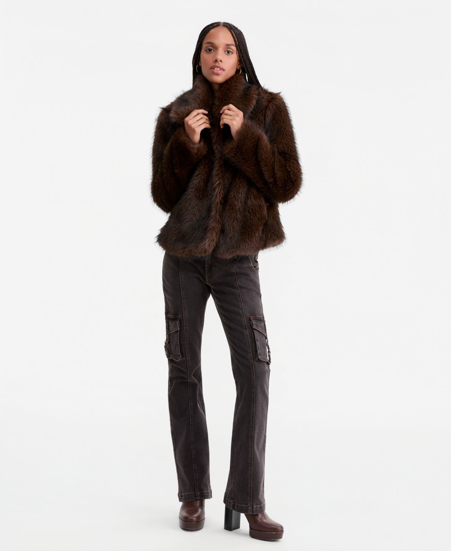 Женское пальто Sebby Faux-Fur Collared, цвет: Коричневый / Чёрный — фото 4