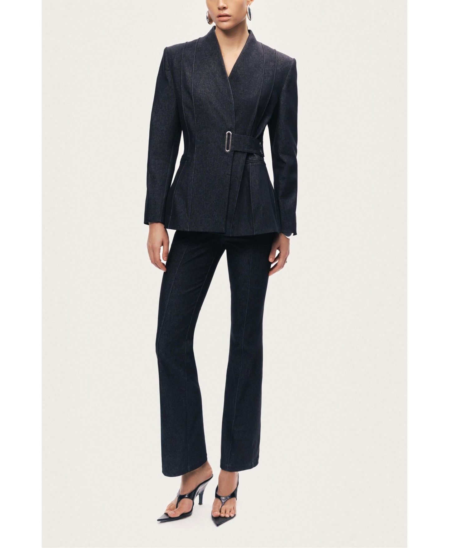 Женский пиджак NOCTURNE Sharply Tailored Belt Detailed Blazer — фото 3