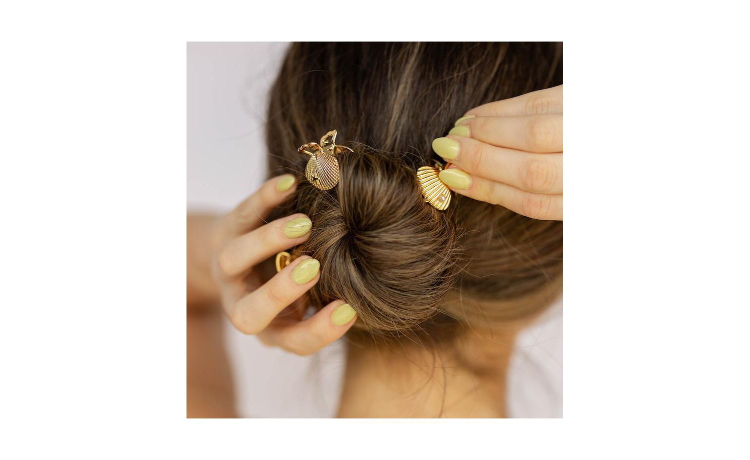 Women's Mini Claw Clip Set of 4 - Gold Seashell