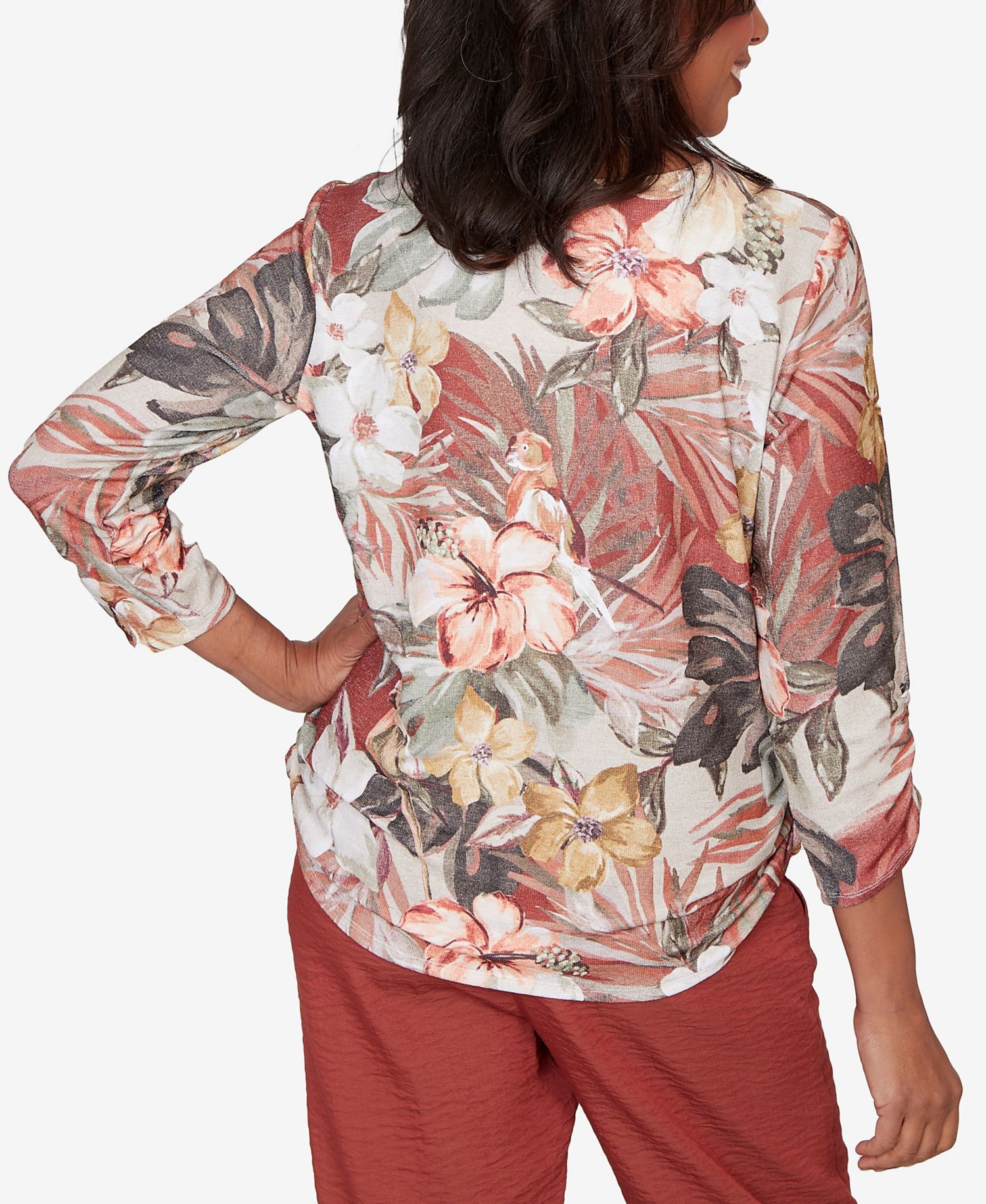 Women's Spice Market Dramatic Floral Top