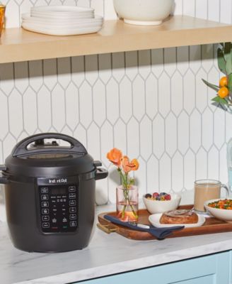 Rio 6-Quart Sleek 7-in-1 Multi-Cooker