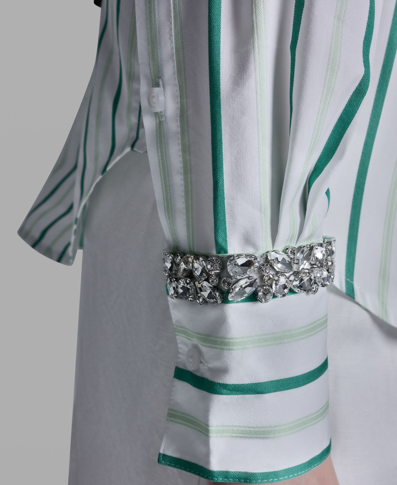 Women's Long-Sleeve Collared Neck Shirt
