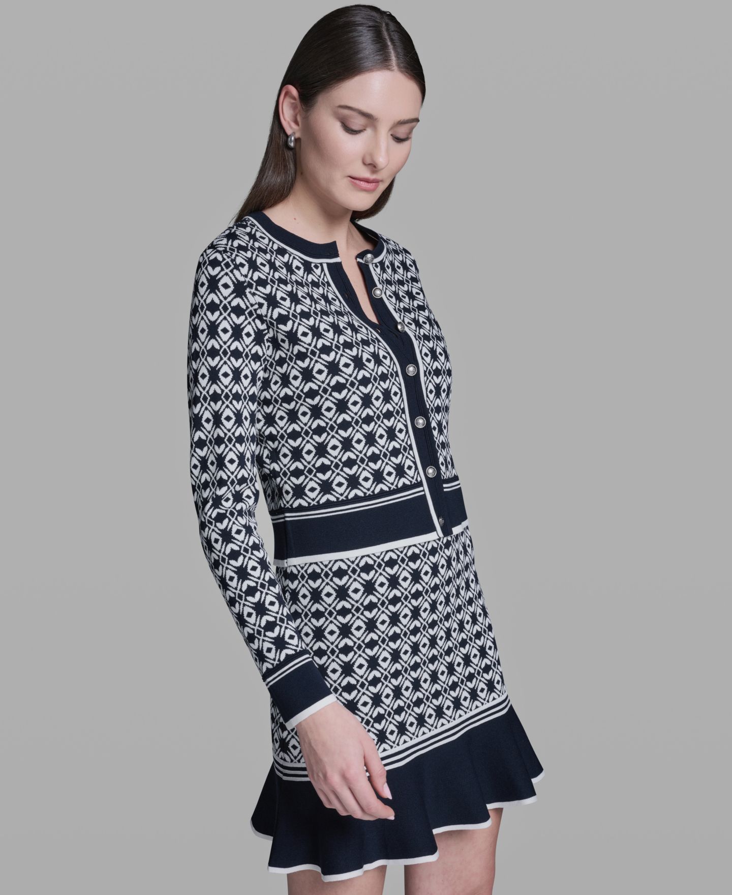 Женская куртка BCBG Printed Crewneck Sweater Jacket, цвет: Глубокий морской / Белый — фото 3