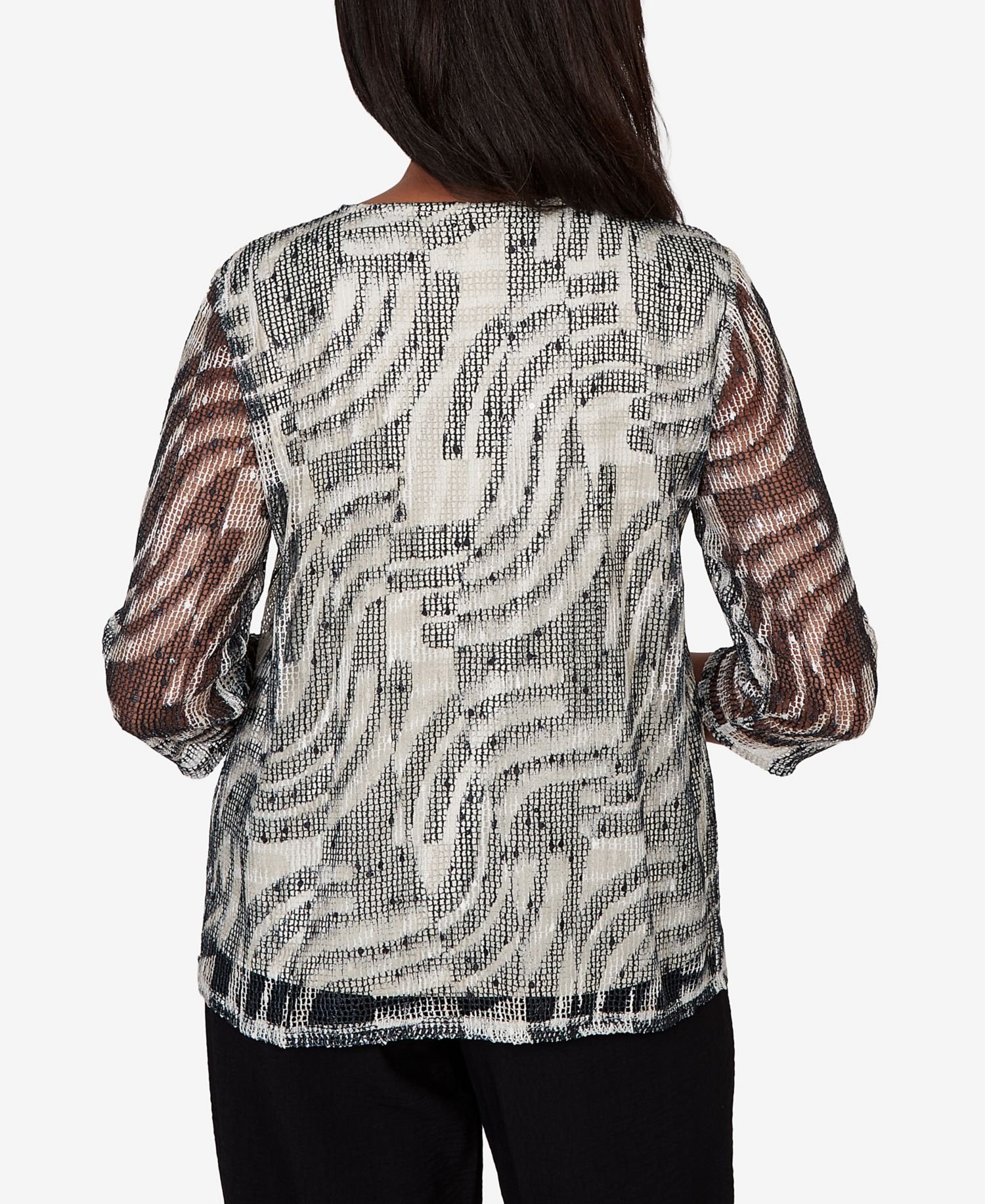 Petite Detail Driven Animal Popcorn Embellished Top with Necklace
