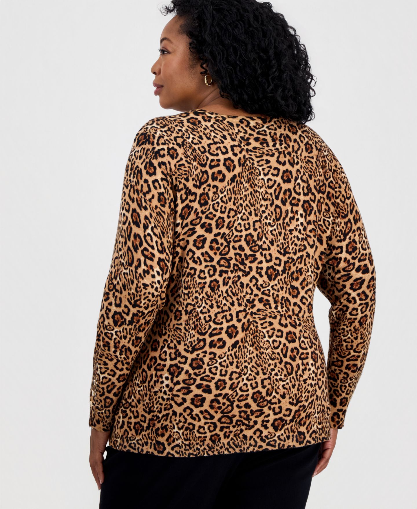 Женский свитер JM Collection Plus Size Bold Leopard Long-Sleeve Crewneck, цвет: Коричный — фото 4