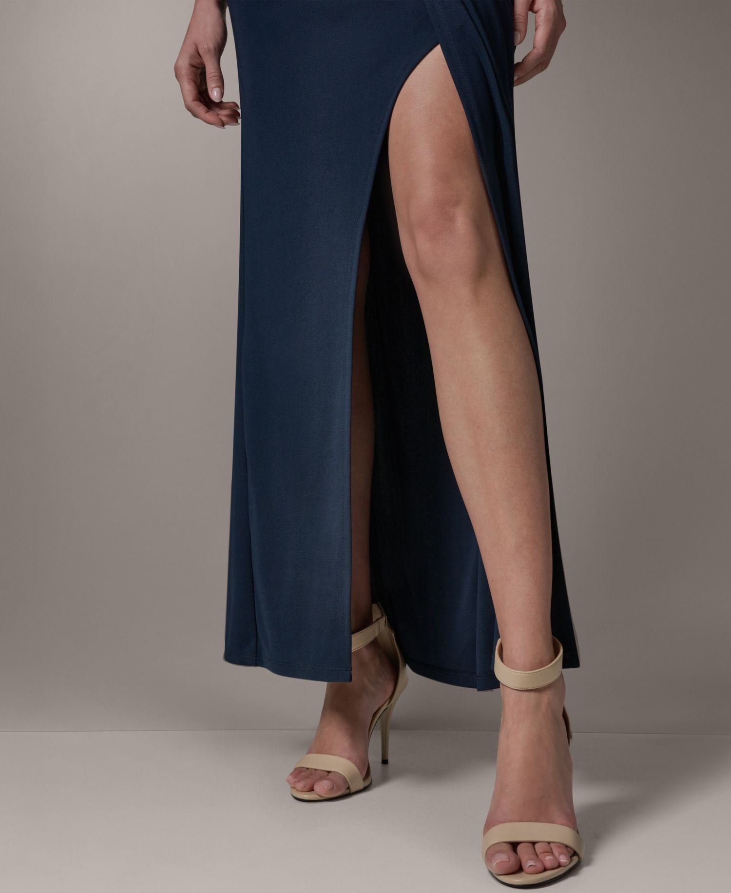 Women's Maxi Sleeveless Hardware Detail Dress