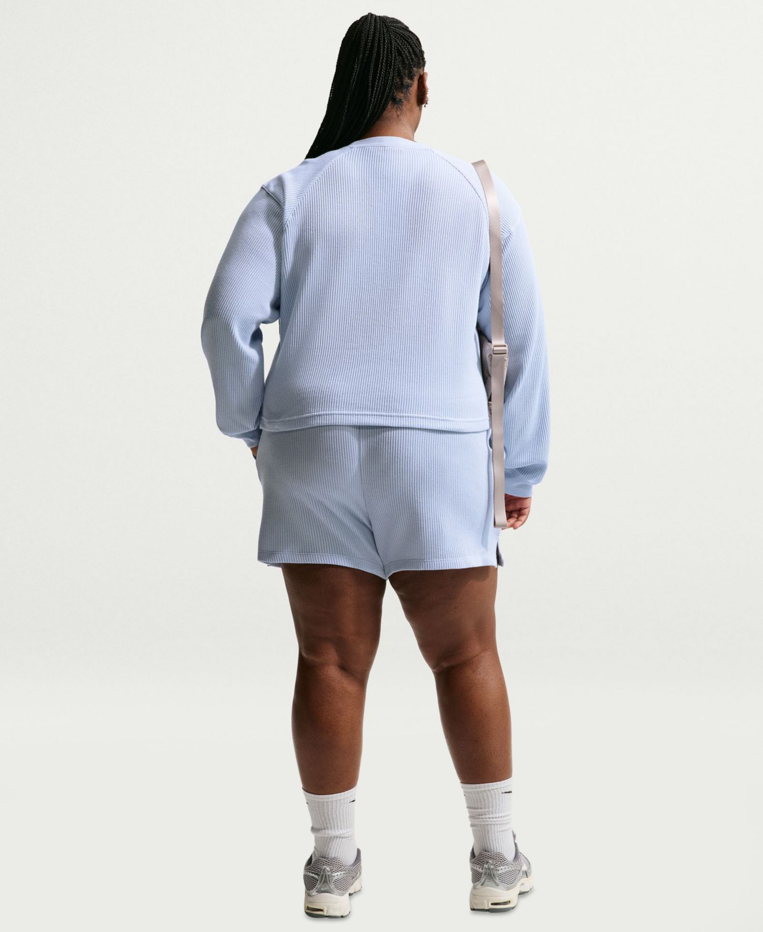 Plus Sportswear Chill Waffle Loose Mid-Rise Shorts
