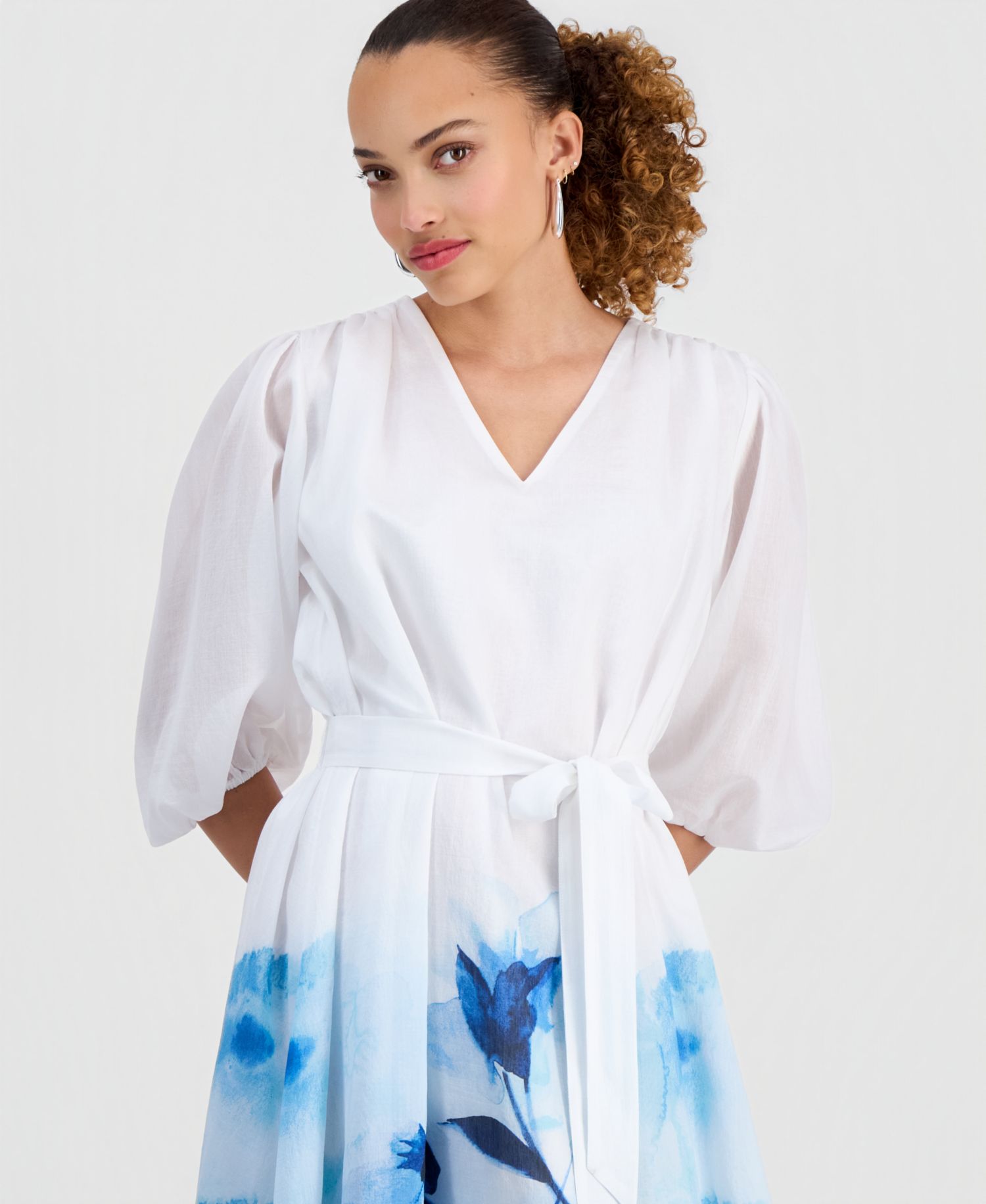 Petite V-Neck Puff-Sleeve Dress