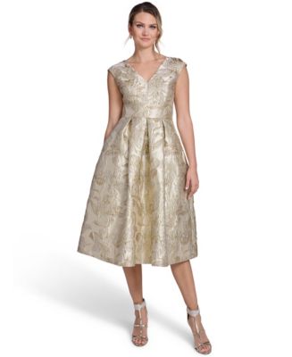 jackie howard gold dress WornOnTV: Jackie's gold metallic ruffle dress on My Life with the Walter  Boys | Nikki Rodriguez