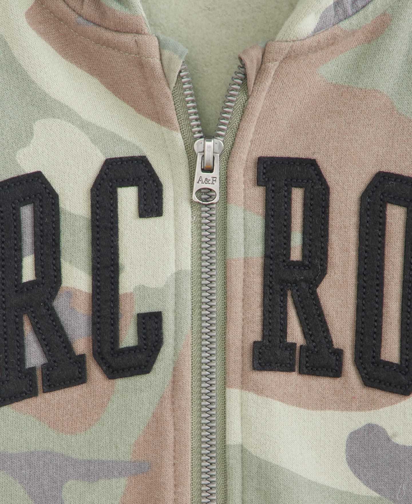Худи abercrombie kids Logo Full-Zip для мальчиков, цвет: Камуфляжный — фото 2