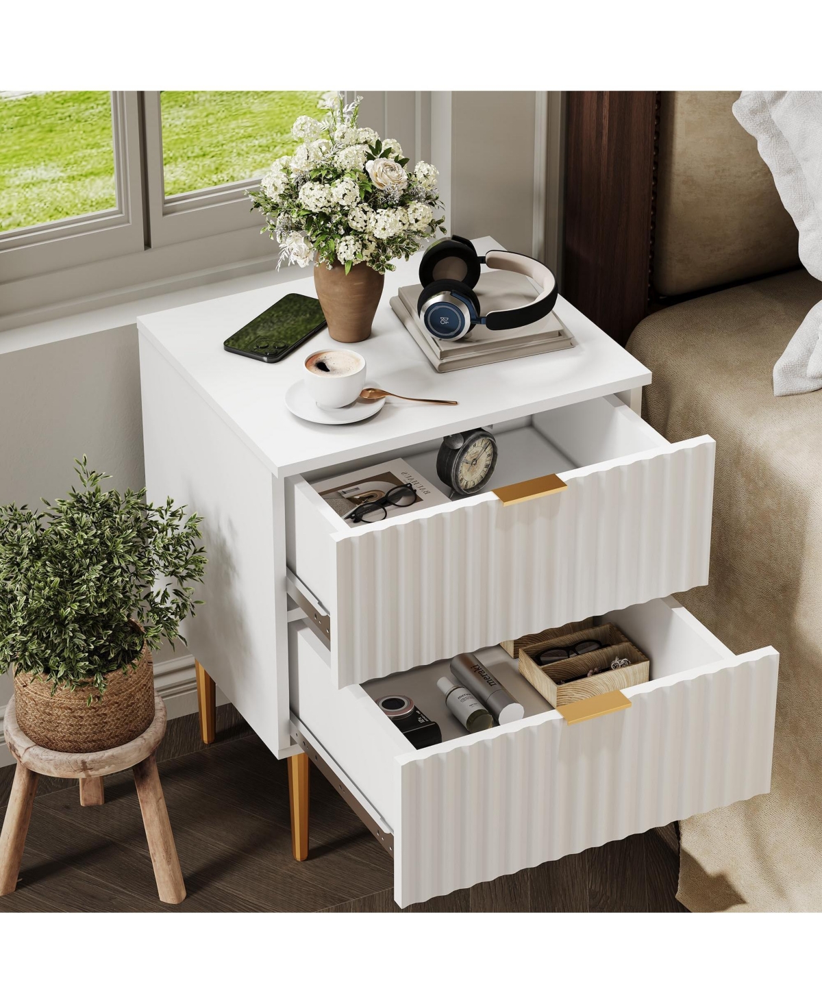 gaomon Home Set of 2 Mid Century Nightstand Wood Bedside Table 2 Drawers Fluted End Table