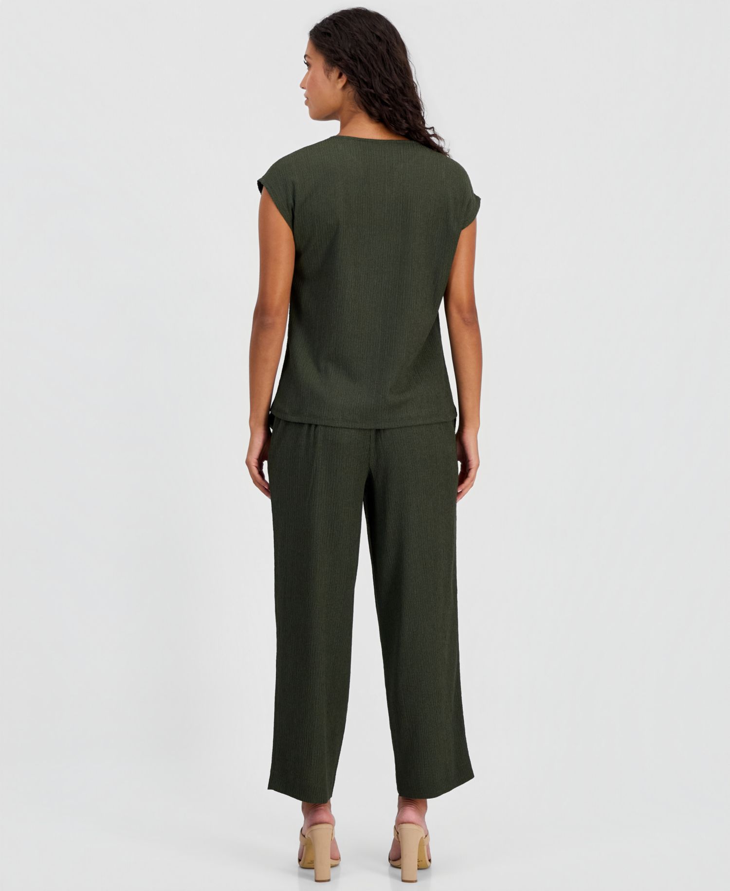 Petite Extended-Shoulder Pebble-Texture Top & Pebble-Texture Knit Pull-On Pants
