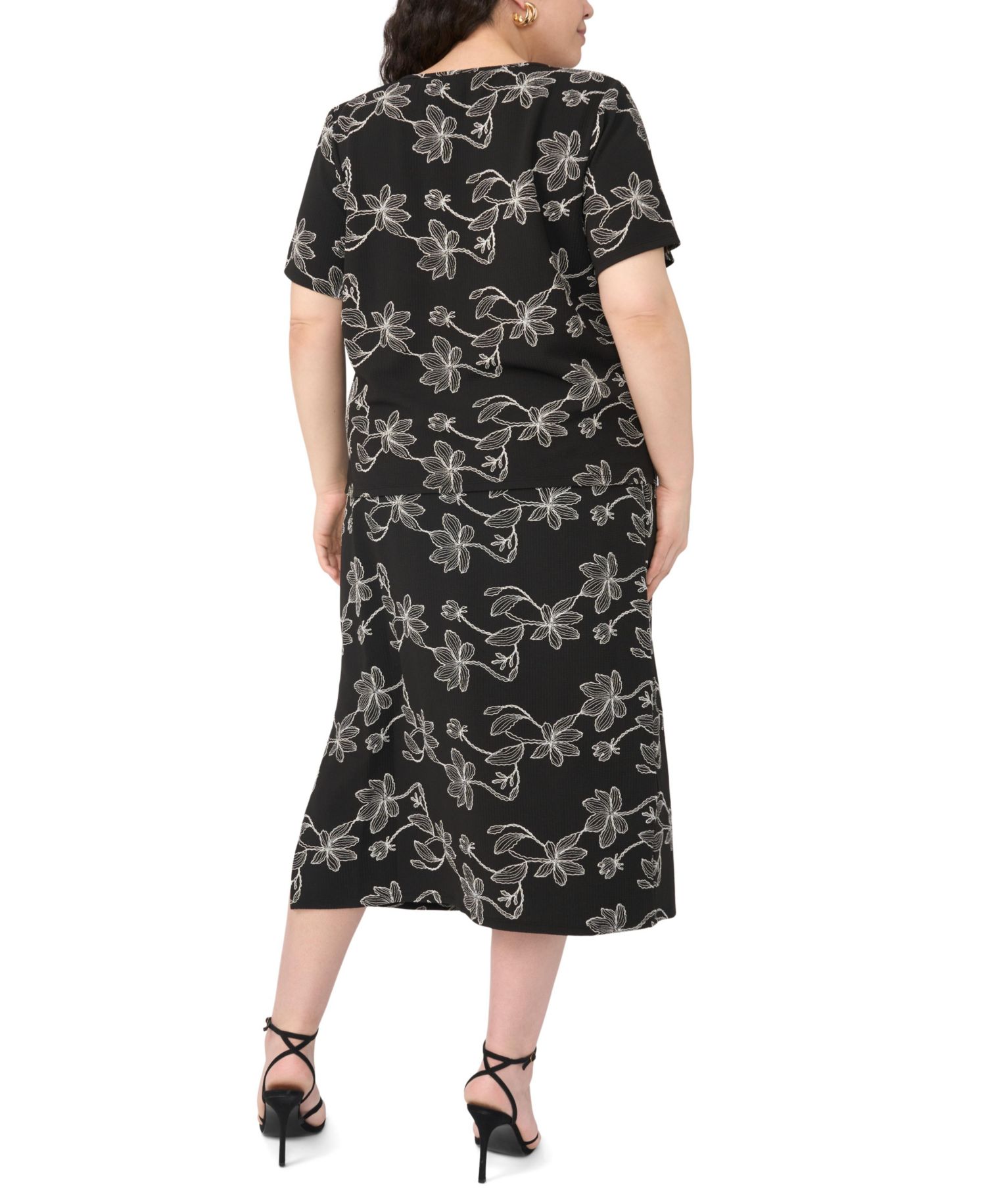 Plus Size Crewneck Short-Sleeve Top