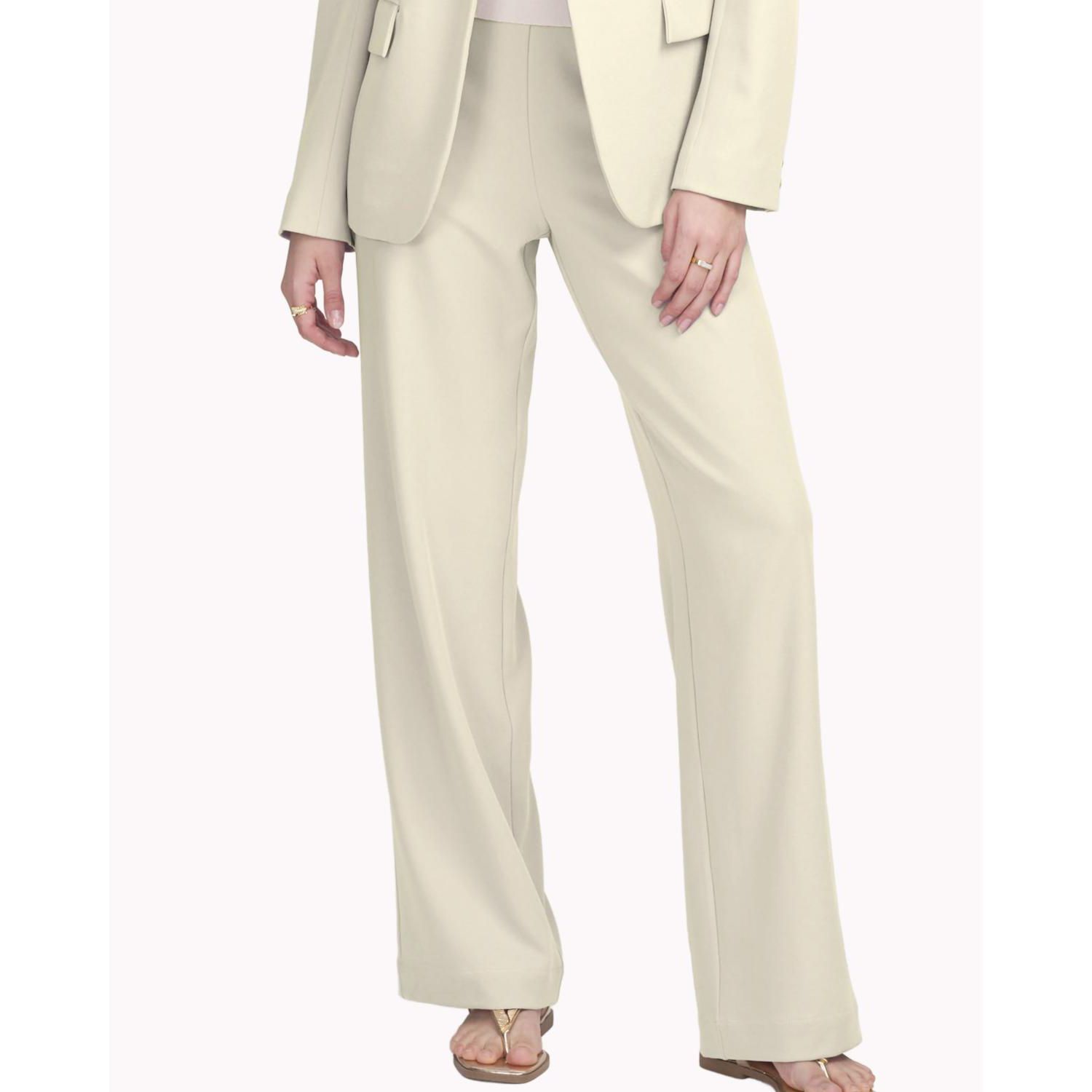 Women's Woven Pant With Button
