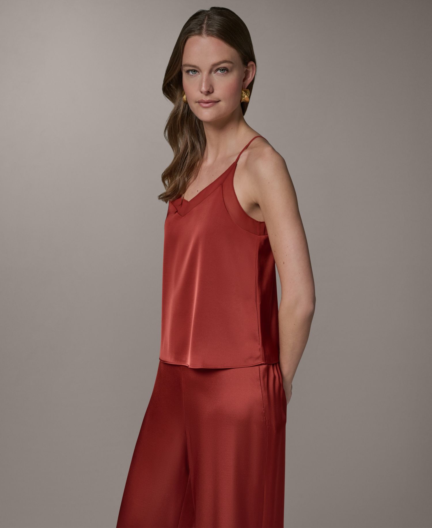 Women's Sleeveless Lace Trim Shell Top