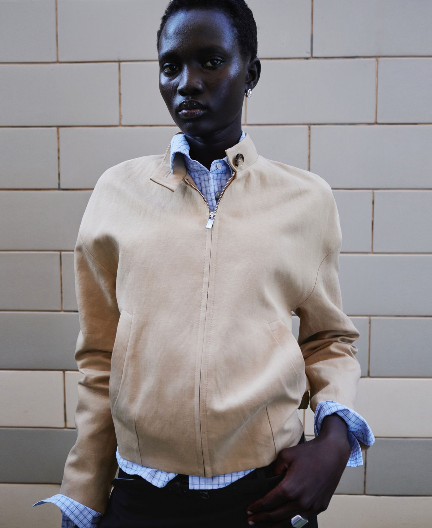 Женская куртка MANGO Band Collar Linen, цвет: Бежевый — фото 5
