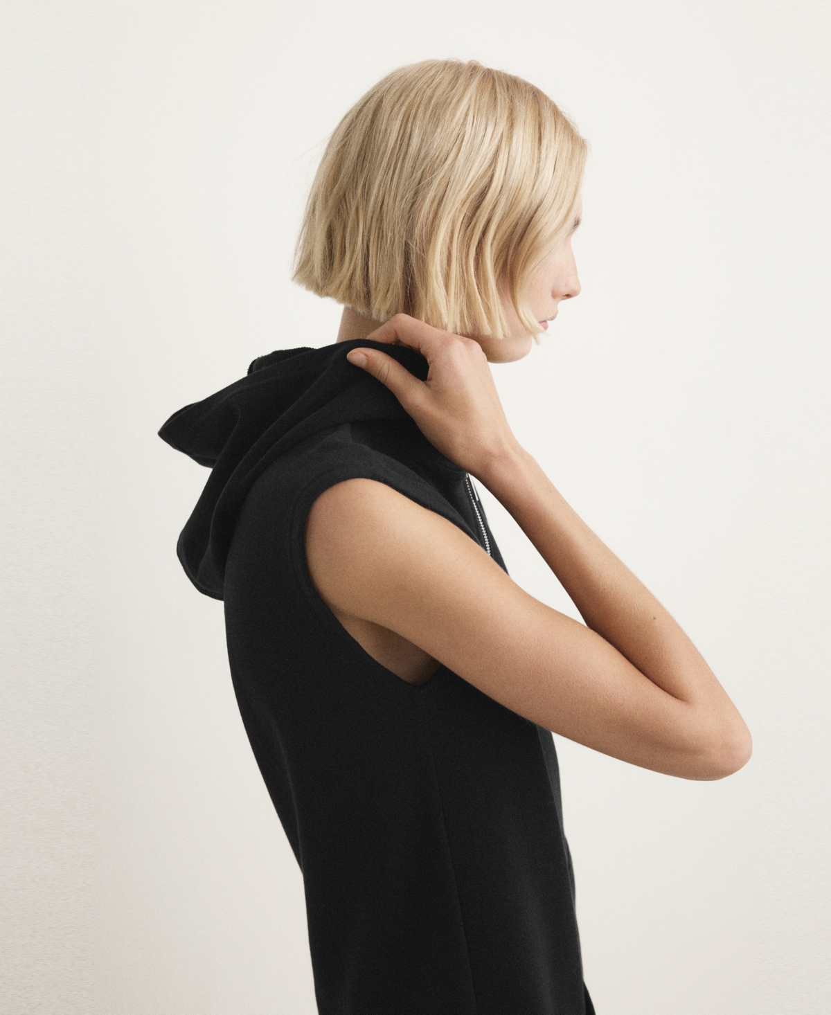 Mango Women's Hood And Zip Detail Short Nightdress