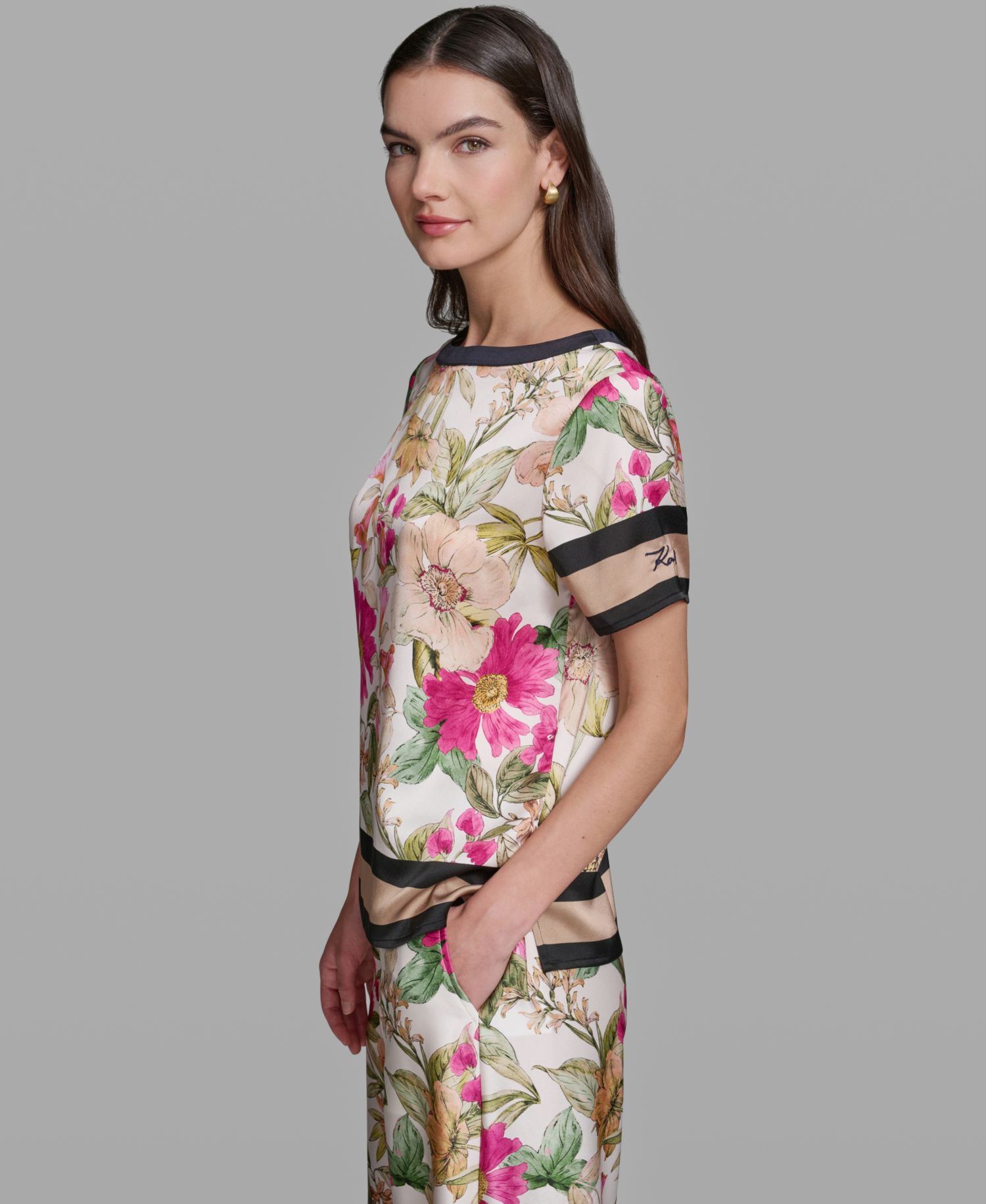 Women's Short-Sleeve Floral Printed Top