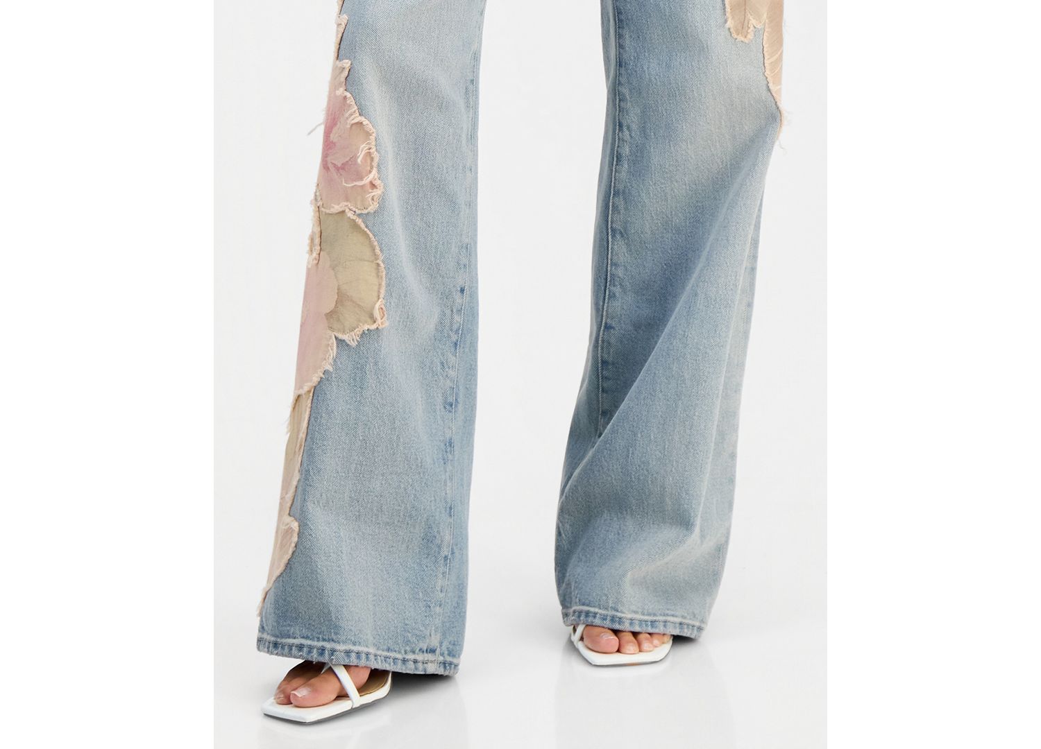 Women's Rey Floral Appliqu&eacute; Wide-Leg Jeans