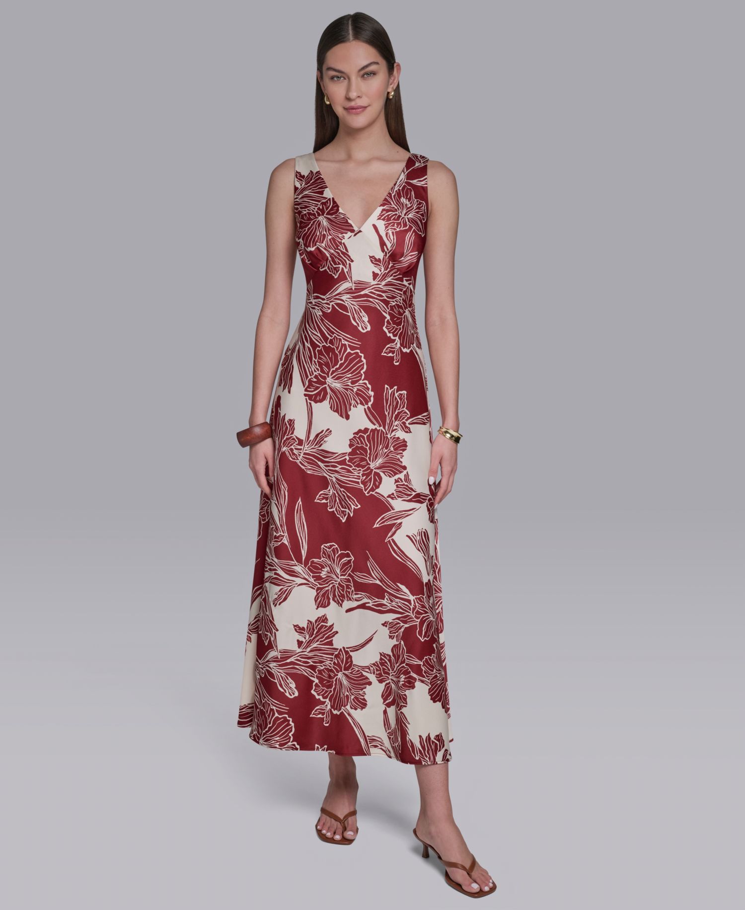 Women's Sleeveless Hibiscus Printed V-Neck Maxi Dress