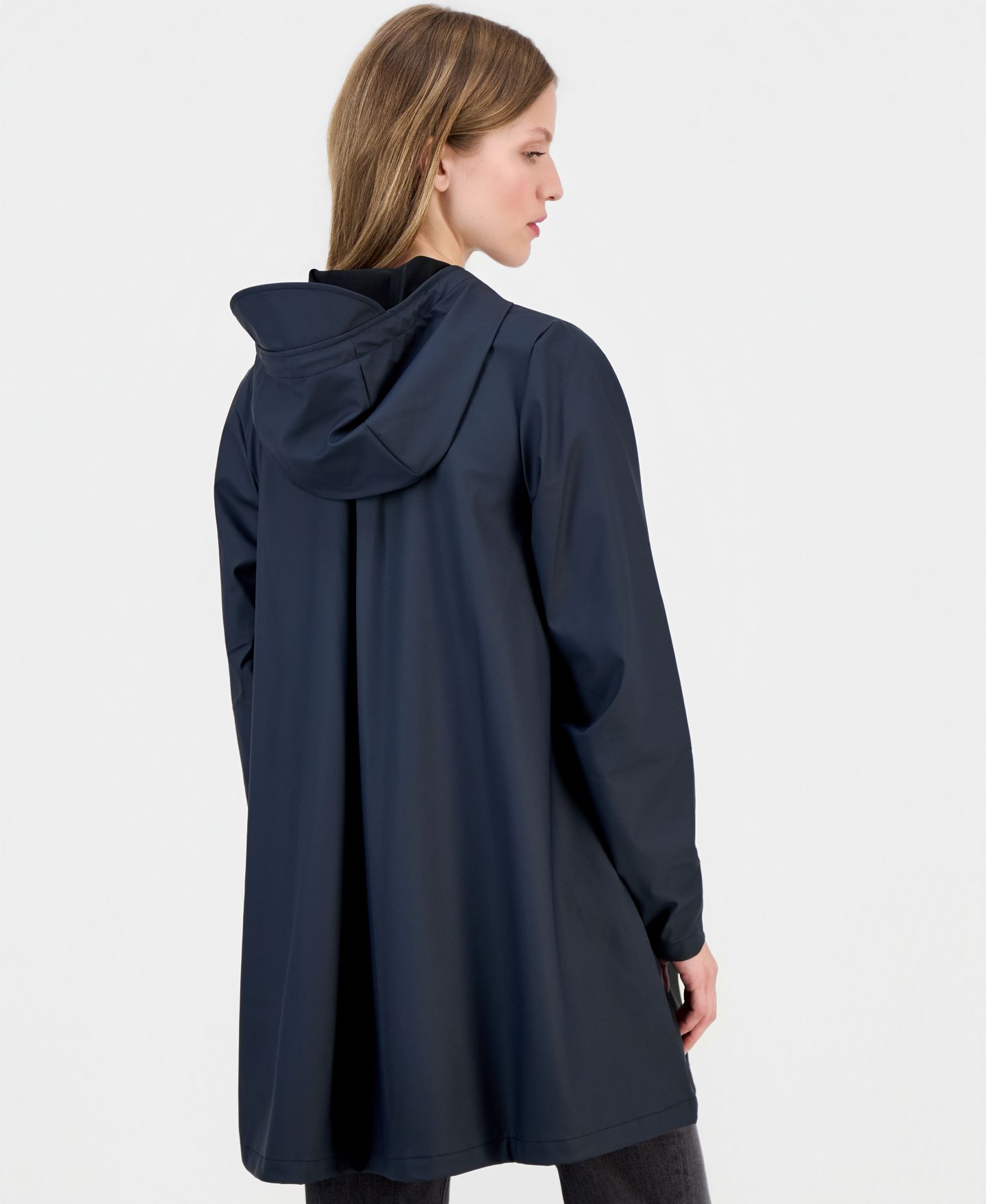 Женская куртка Rains Hooded A-Line Rain Jacket, цвет: Тёмно-синий — фото 5