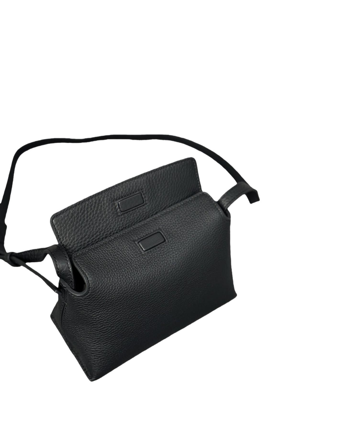 Ivy Small Pebbled Leather Crossbody Bag Minimalist Shoulder Bag Lightweight Everyday Purse