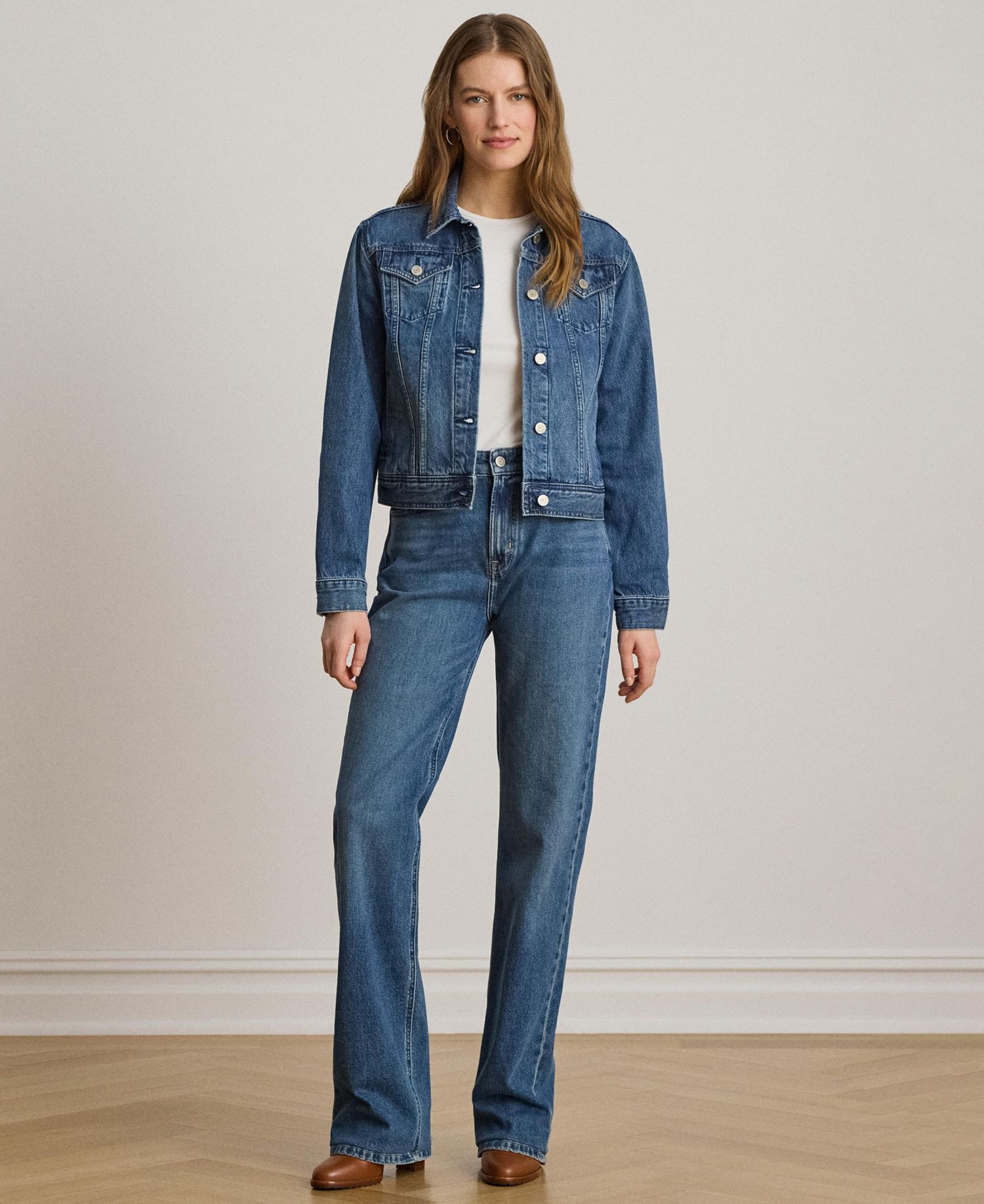 Women's Buttoned Placket Denim Trucker Jacket