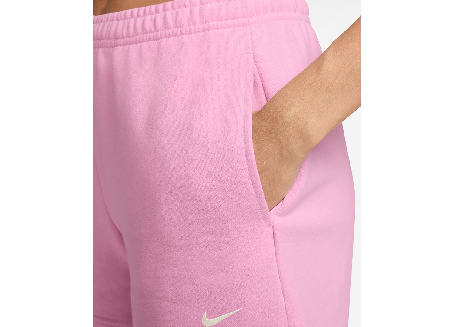 Women's Studio Fleece Mid-Rise 4" Shorts
