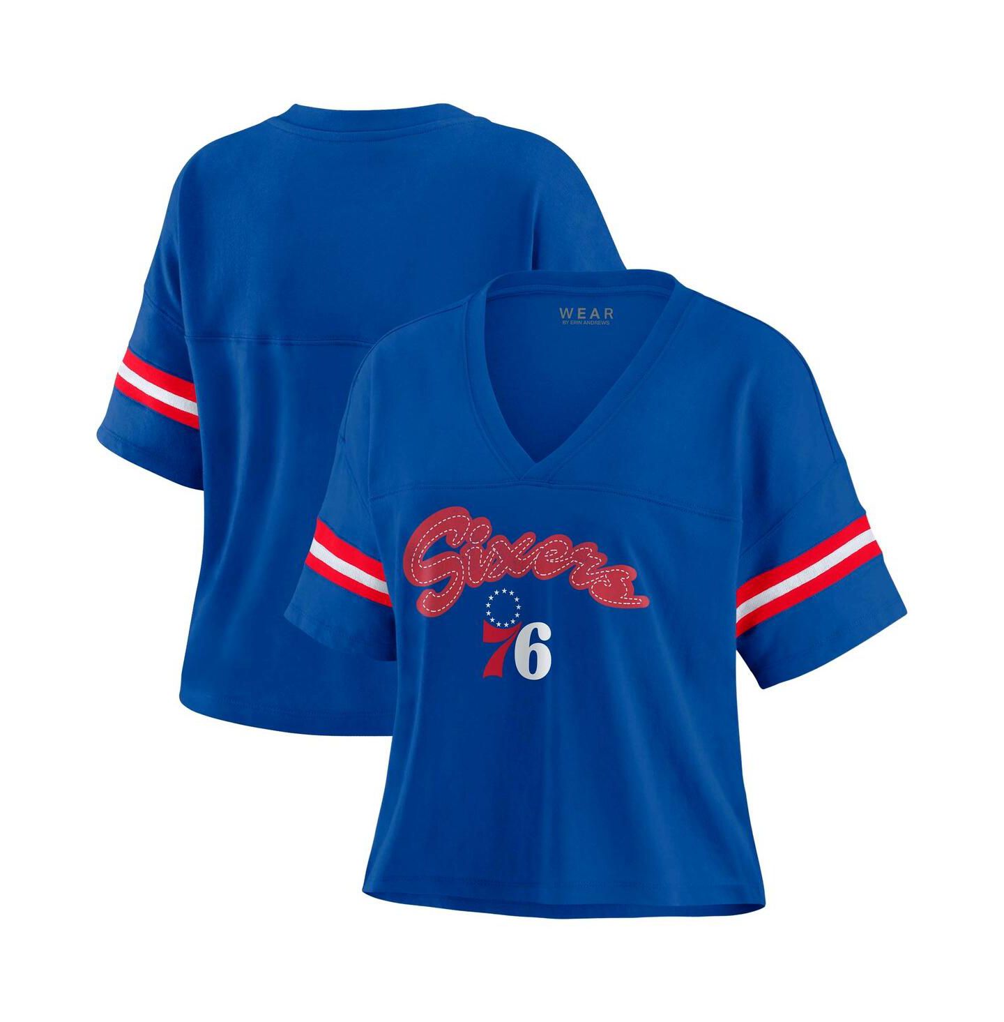 Женская футболка WEAR by Erin Andrews Royal Philadelphia 76ers Plus Size Color Block Boxy V-Neck — фото 1