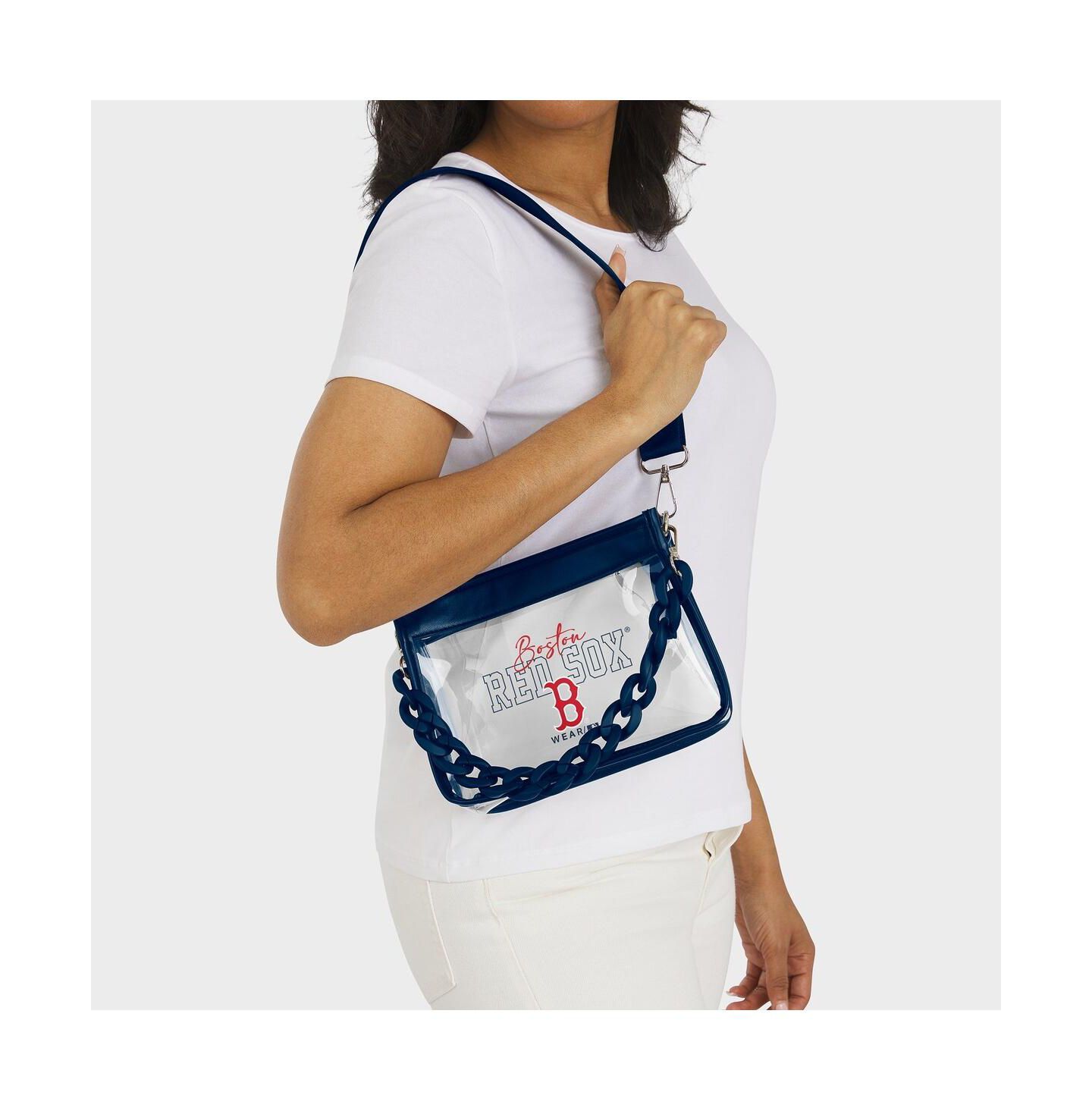 Женская сумка WEAR by Erin Andrews Boston Red Sox Plastic Chain Mini Crossbody — фото 4