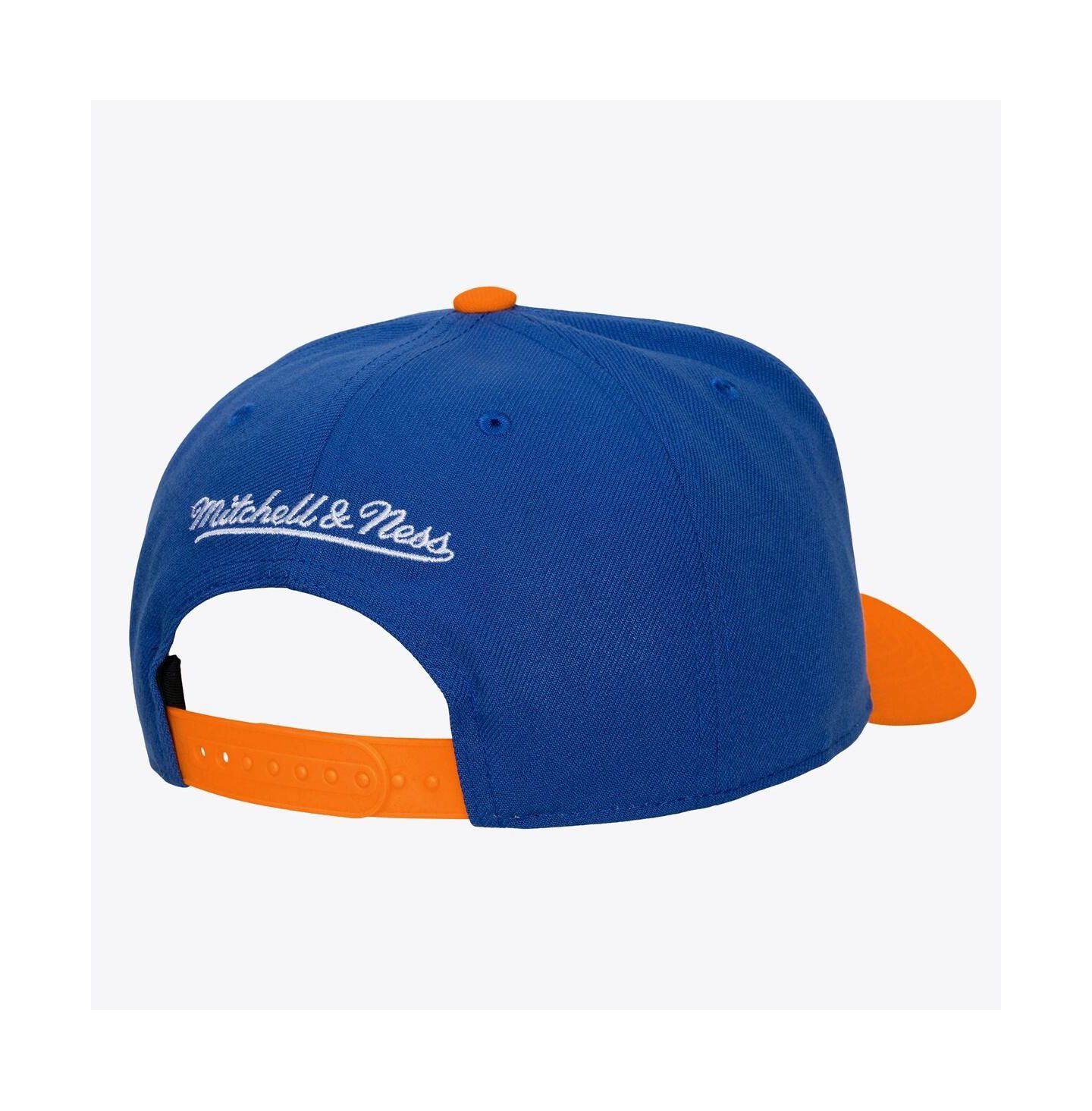 Мужская кепка Mitchell & Ness White New York Knicks Hardwood Classics Legendary Away Pro-Pinch Adjustable Hat — фото 2