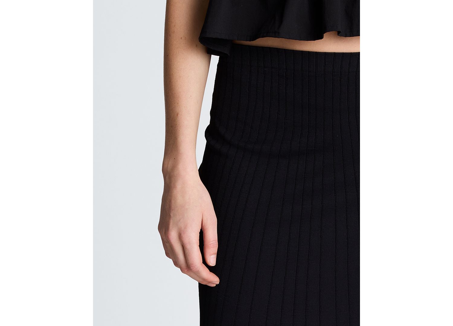 Women's Pull-On Midi Skirt