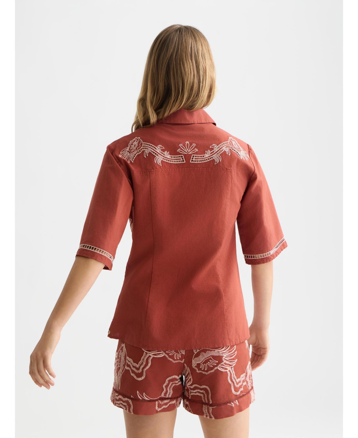 Women's Embroidered Short Sleeved Fitted Shirt