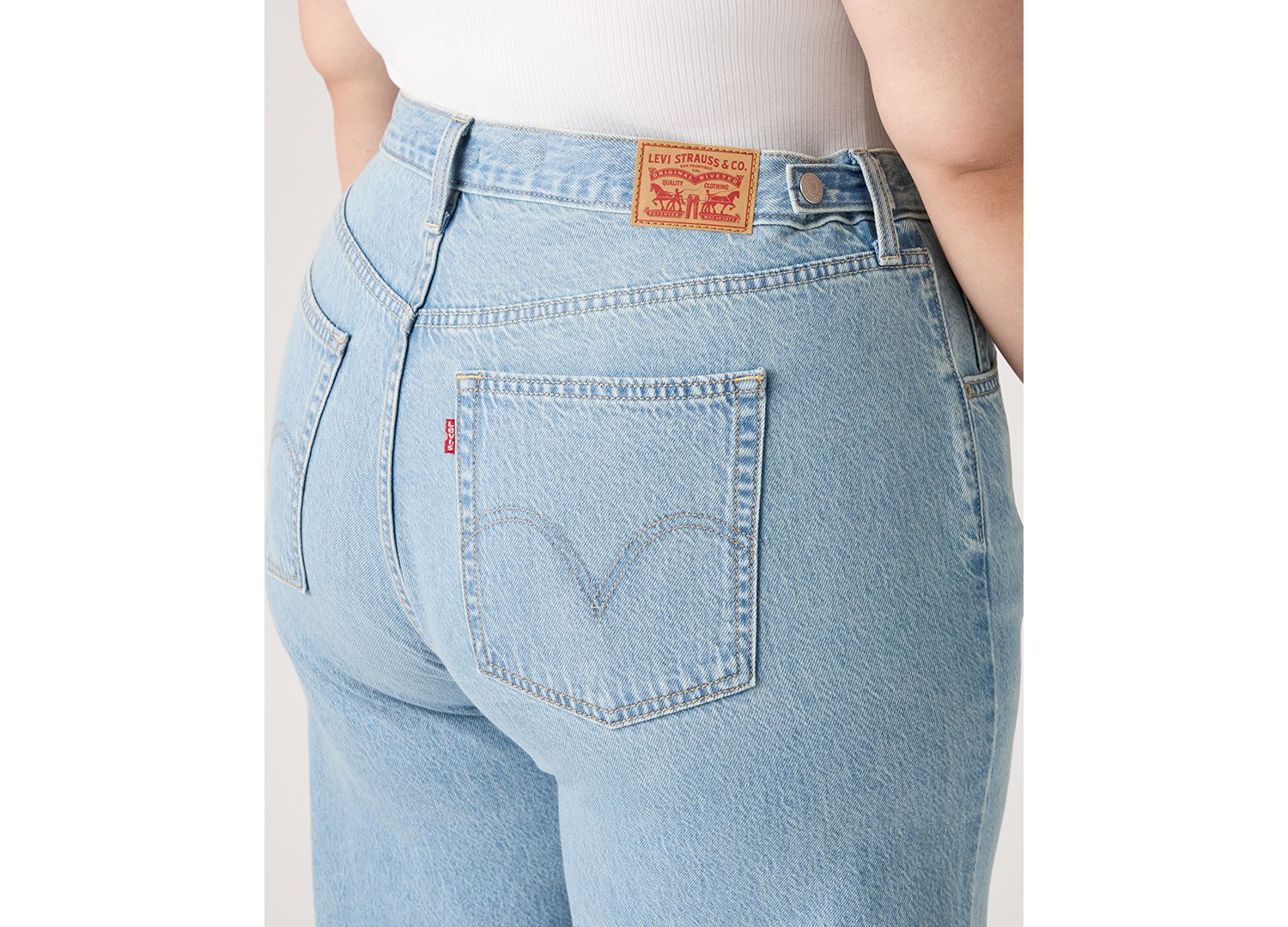 Women's Cinch-Waist Lightweight Baggy Jeans