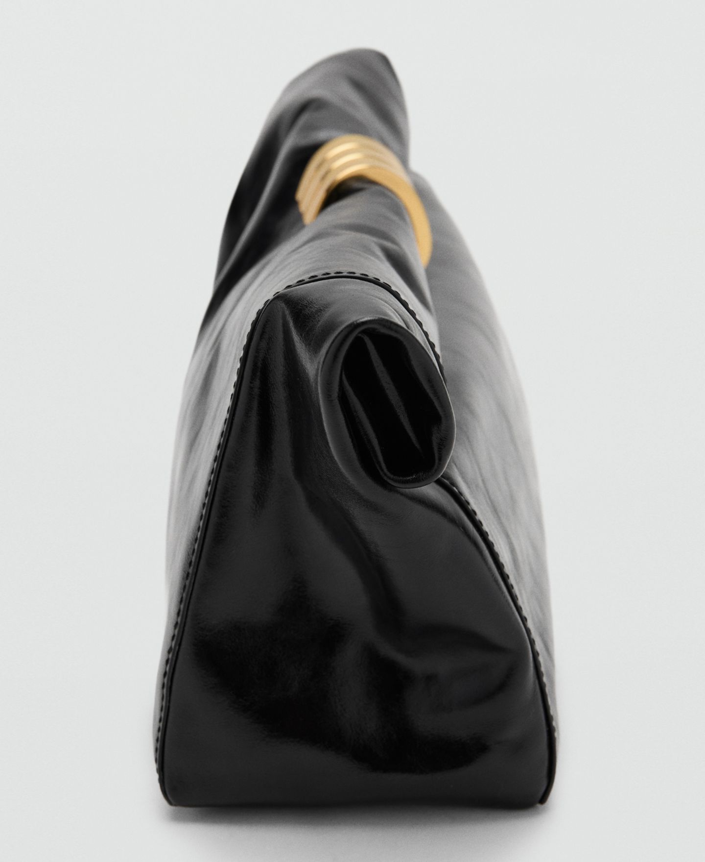Женская сумка MANGO Starring Hailey Bieber Metal Detail Leather Handbag, цвет: Чёрный — фото 4