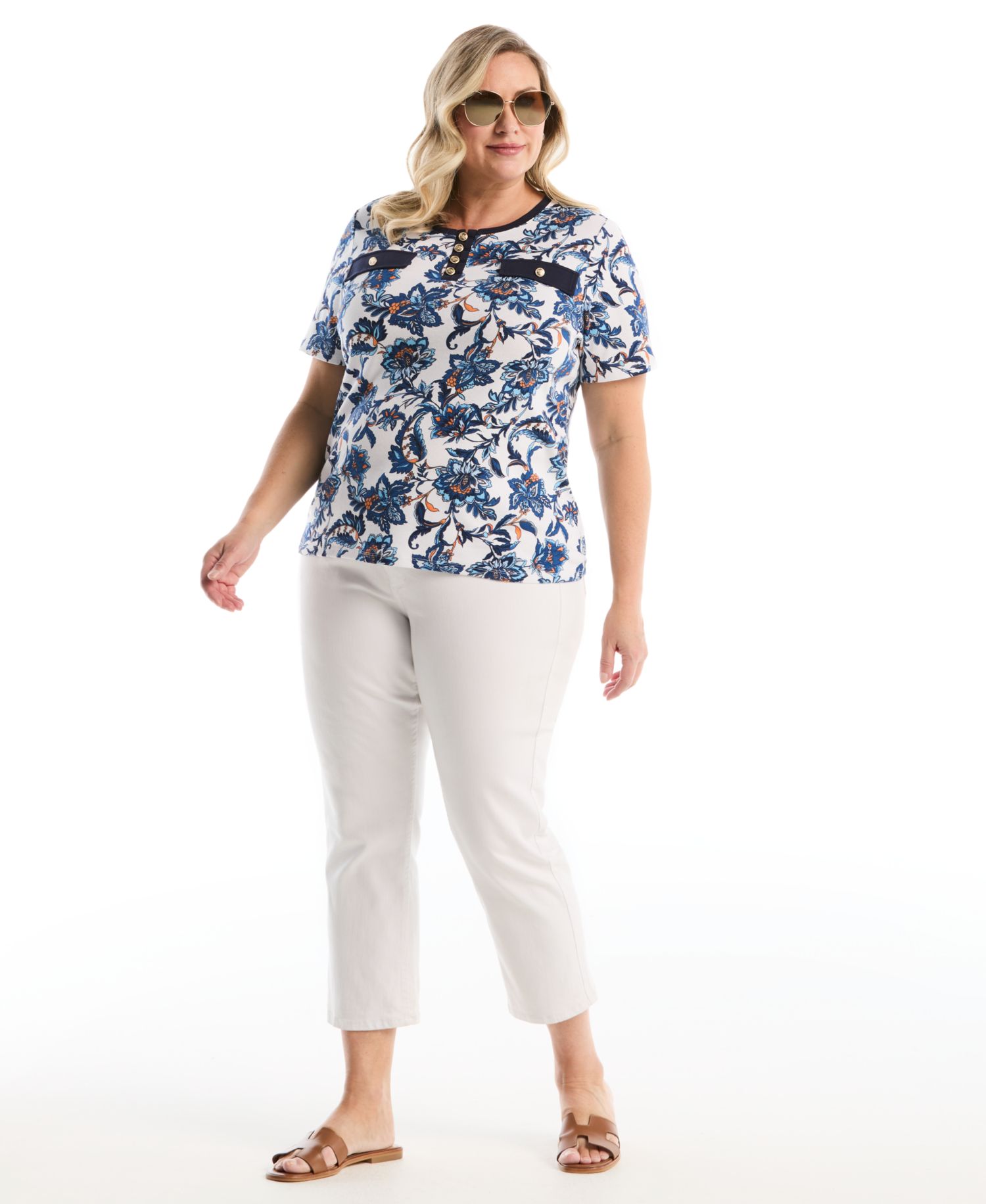 Plus Size Botanical Welt Pocket Button Detail Short-Sleeve Top