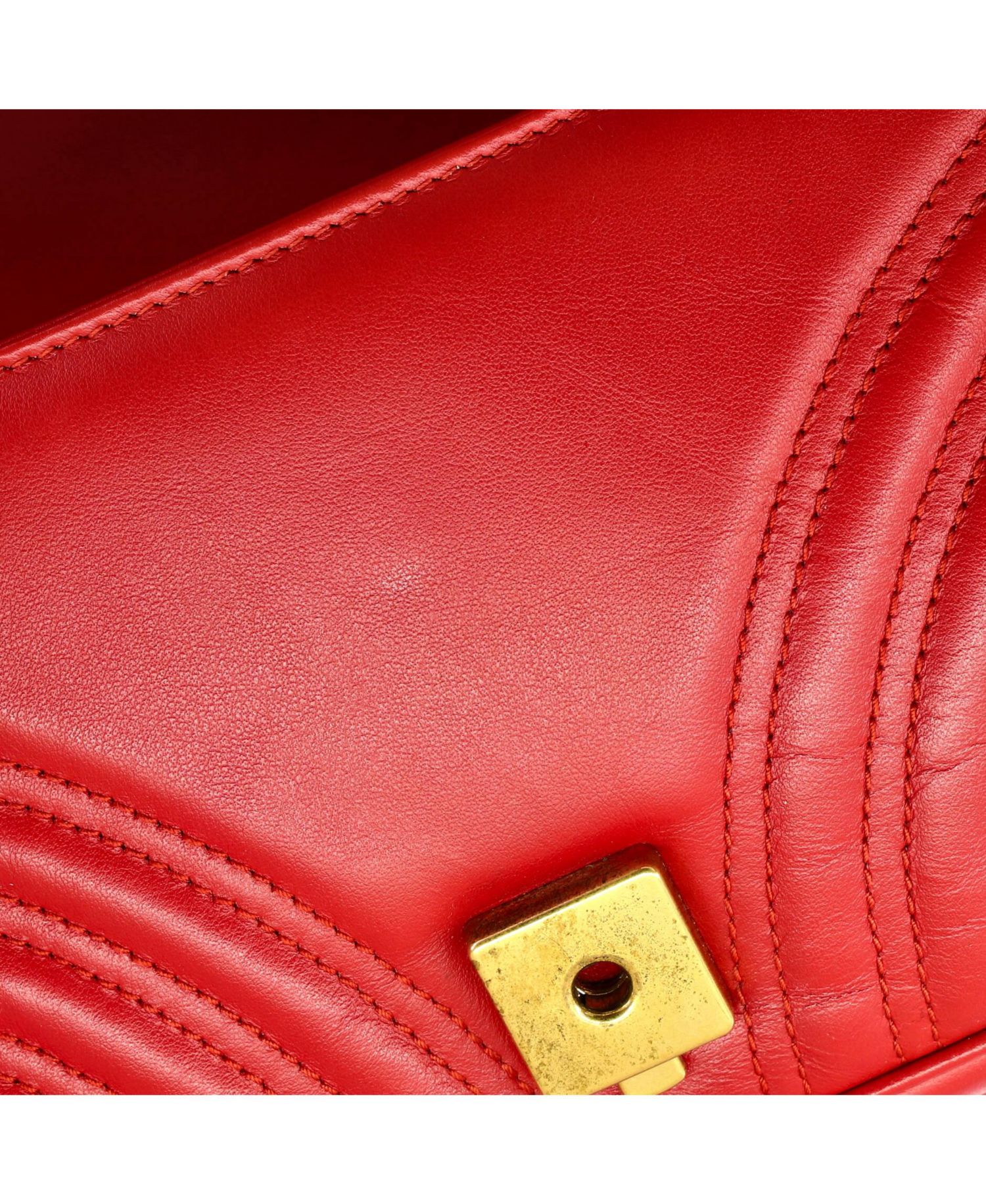 Medium GG Marmont Flap Bag Matelasse Leather