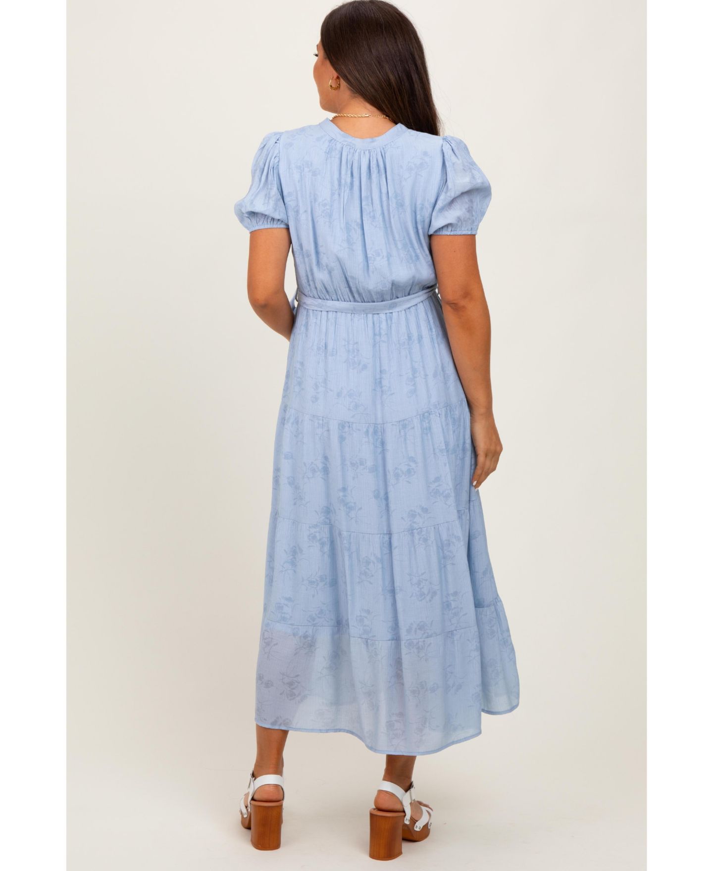 Женское платье Pinkblush Light Blue Split Neckline Tiered Midi, цвет: Светлый синий — фото 3