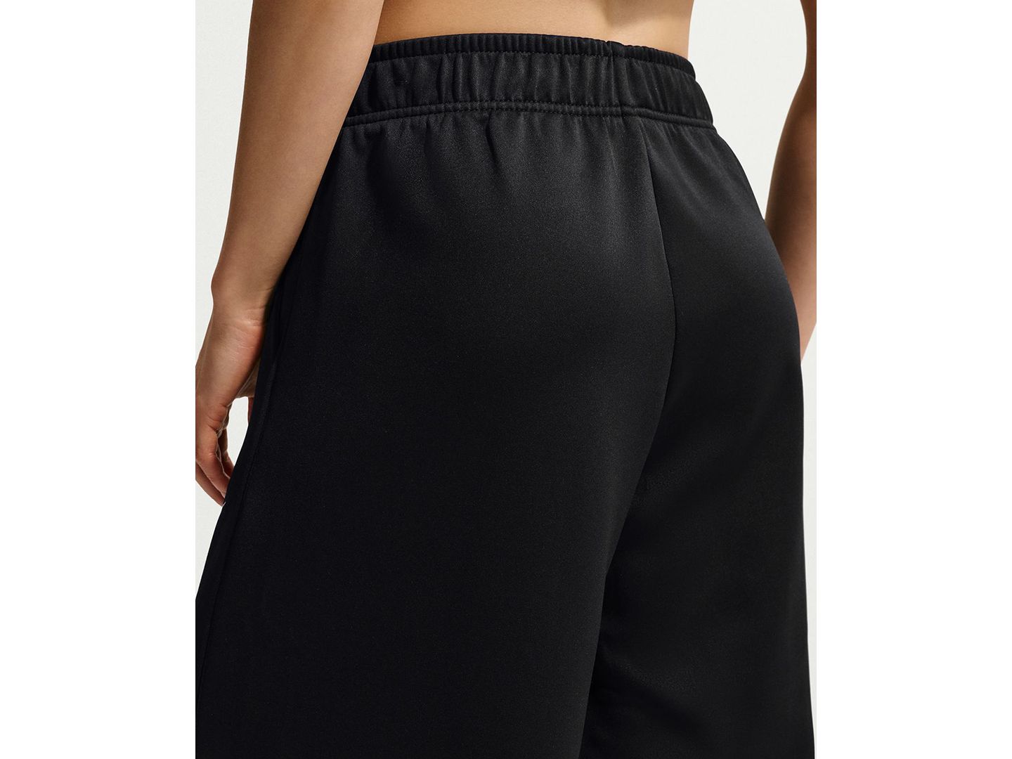 Женские брюки Nike Sportswear Mid-Rise Wide-Leg Track Pants, цвет: Чёрный / Молочный — фото 6