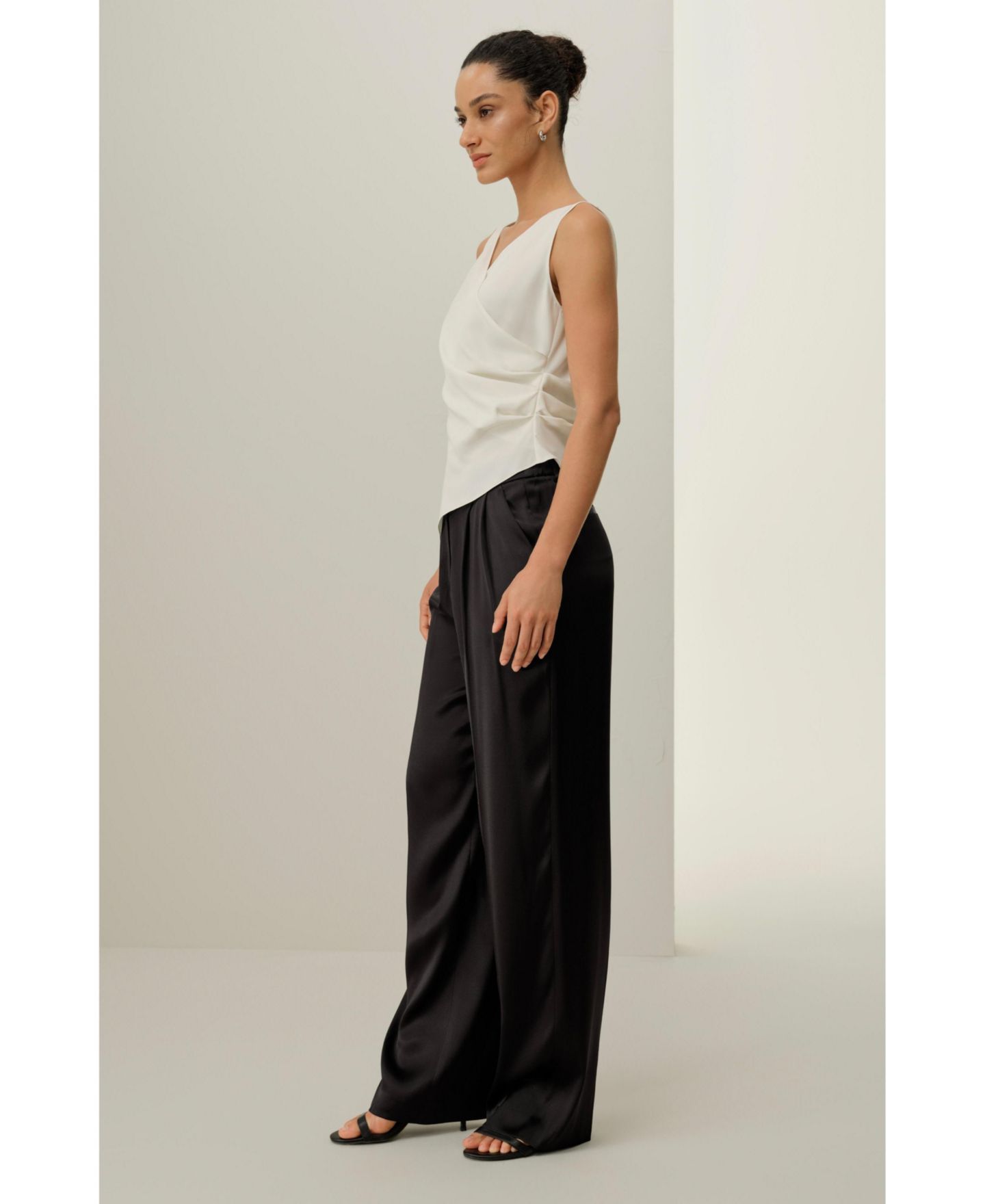 Женский топ LILYSILK Elise V-Neck, цвет: Натуральный белый — фото 2