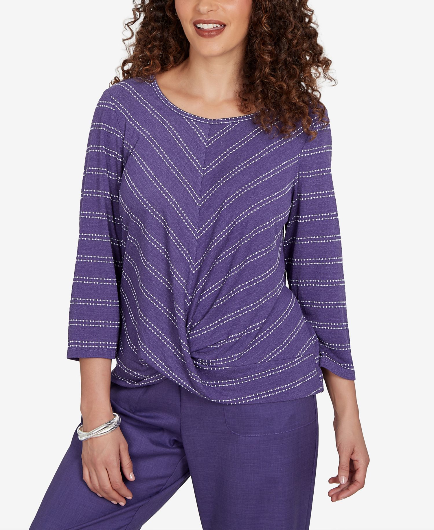 Women's Grand Bazaar Twisted Hem Chevron Top